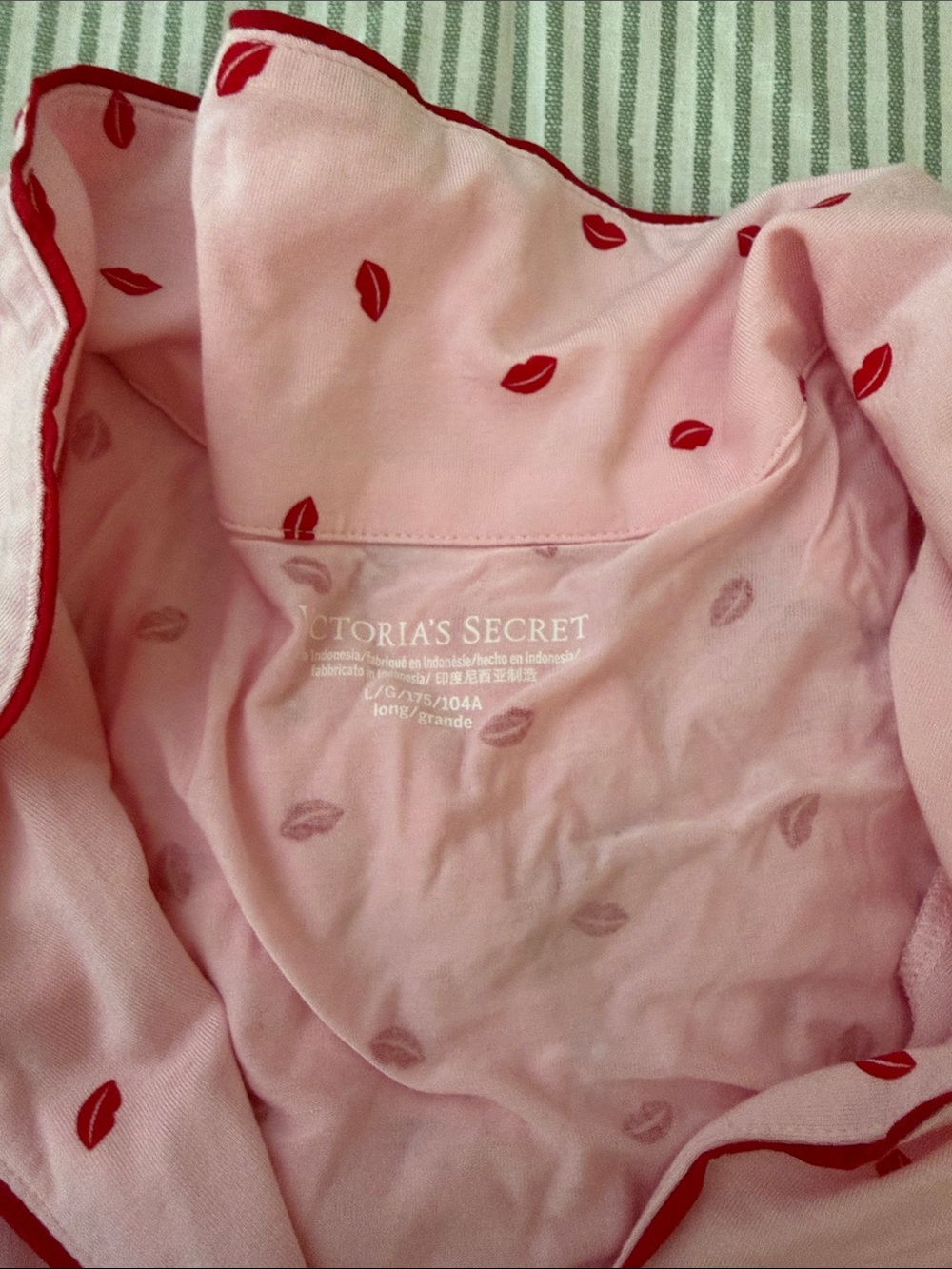 VS Modal Pj Set - Picture 2 of 3